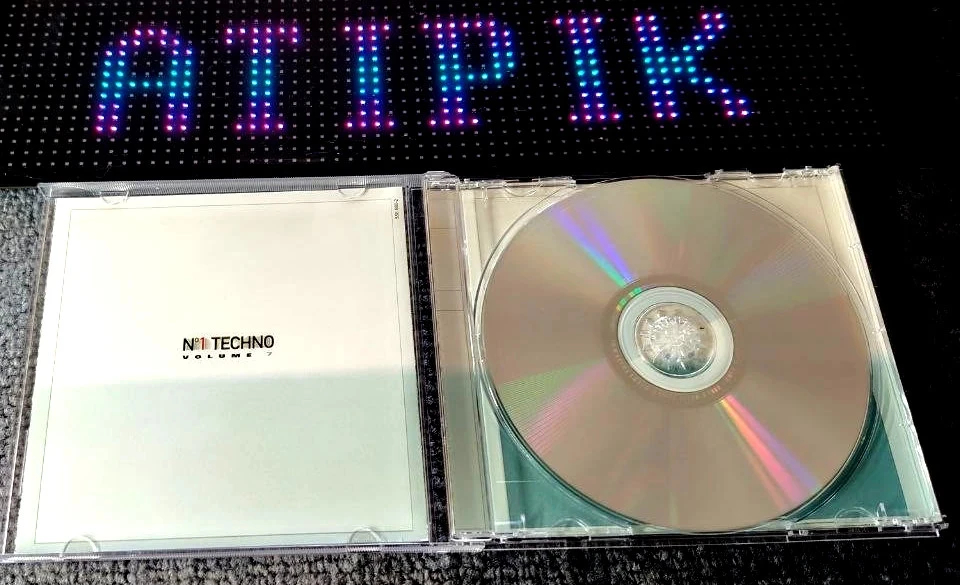 🎧 Cd Nr.1 Techno Volume 7 - Contact Fm Darude Safri Duo 🔥 – photo 4